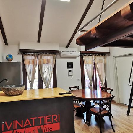Regis B&B Camere Centro Storico Chivasso Εξωτερικό φωτογραφία
