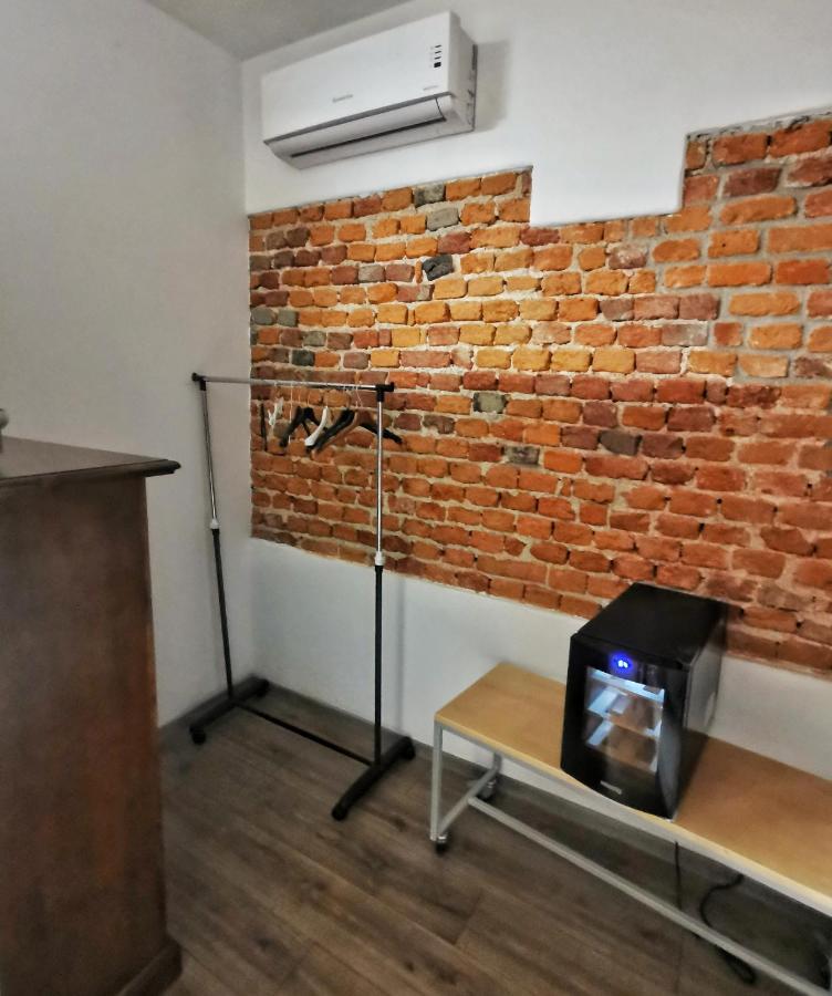 Regis B&B Camere Centro Storico Chivasso Εξωτερικό φωτογραφία